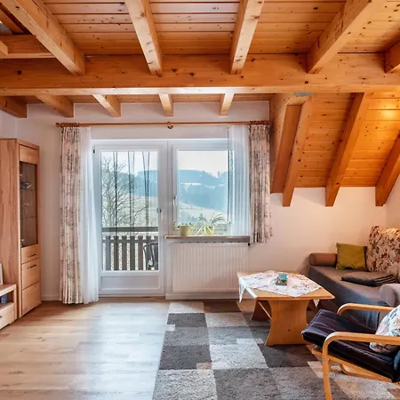 Beim Pauli * تيتيسي نيوستادت